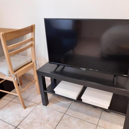 Appartement Aad1 Clamart 200 M Du Tramway T6 St Pave Blc Avec Cuisine Separee Exterior foto