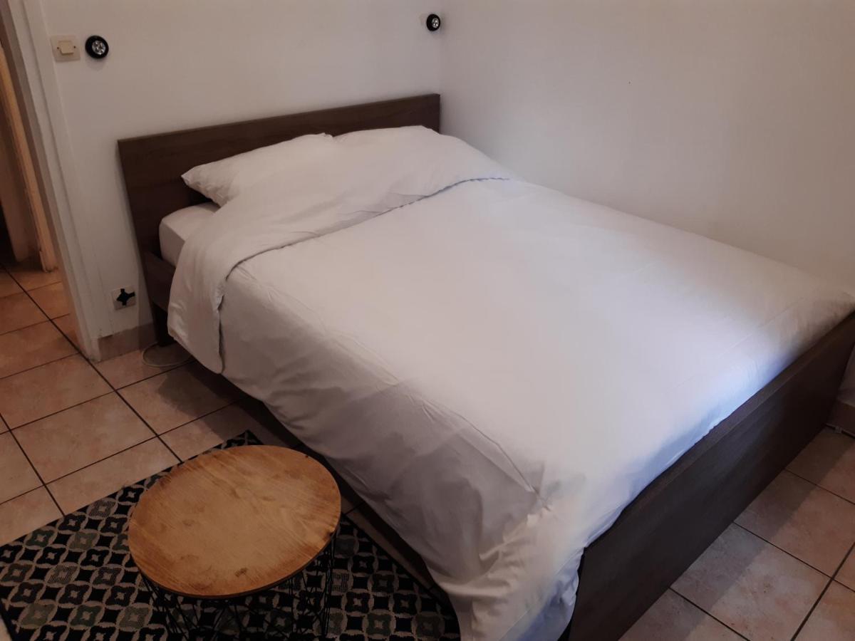 Appartement Aad1 Clamart 200 M Du Tramway T6 St Pave Blc Avec Cuisine Separee Exterior foto